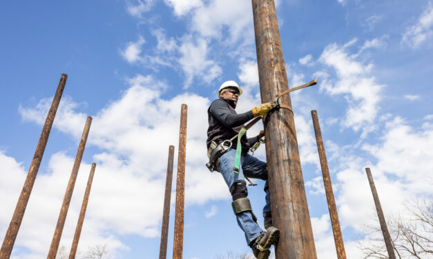 In response to ice storm, ACC expands discounts for Lineworker program