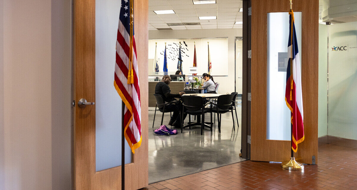 ACC Earns Veterans Gold Award from Texas Veterans Commission for Educational Excellence