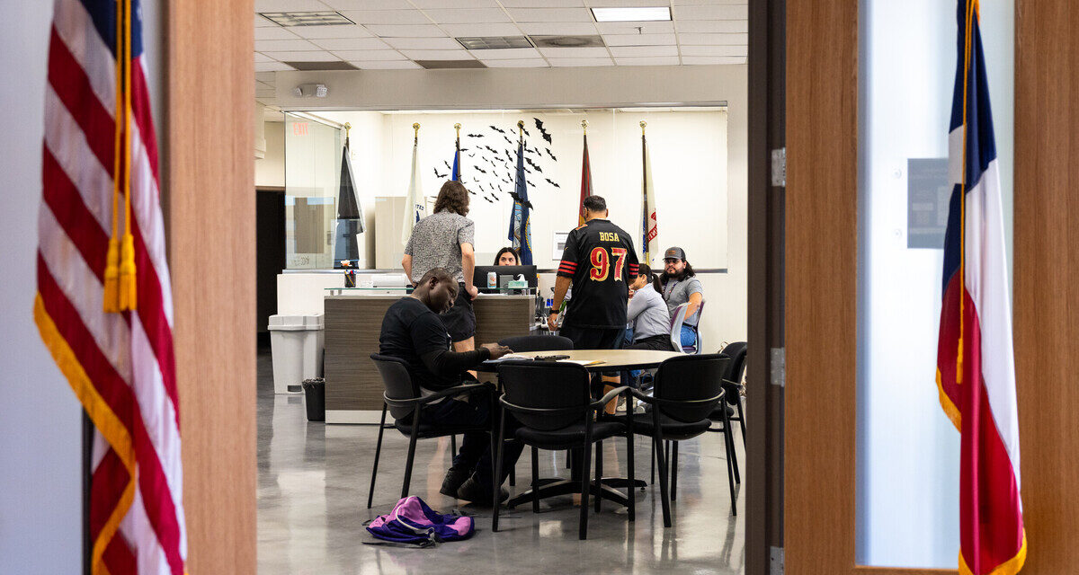 ACC Earns Veterans Gold Award from Texas Veterans Commission for Educational Excellence